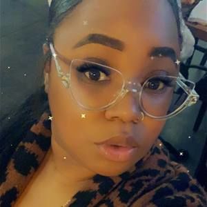 Meet your Posher, Delphia